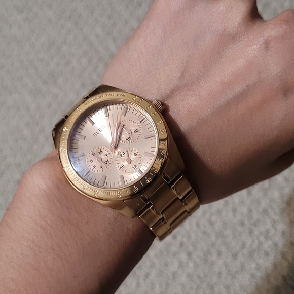 Guess watch - Picture 7 of 7